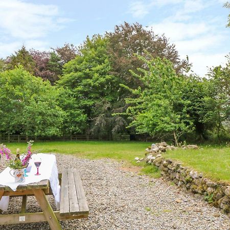 The Old White Cottage Shillelagh エクステリア 写真